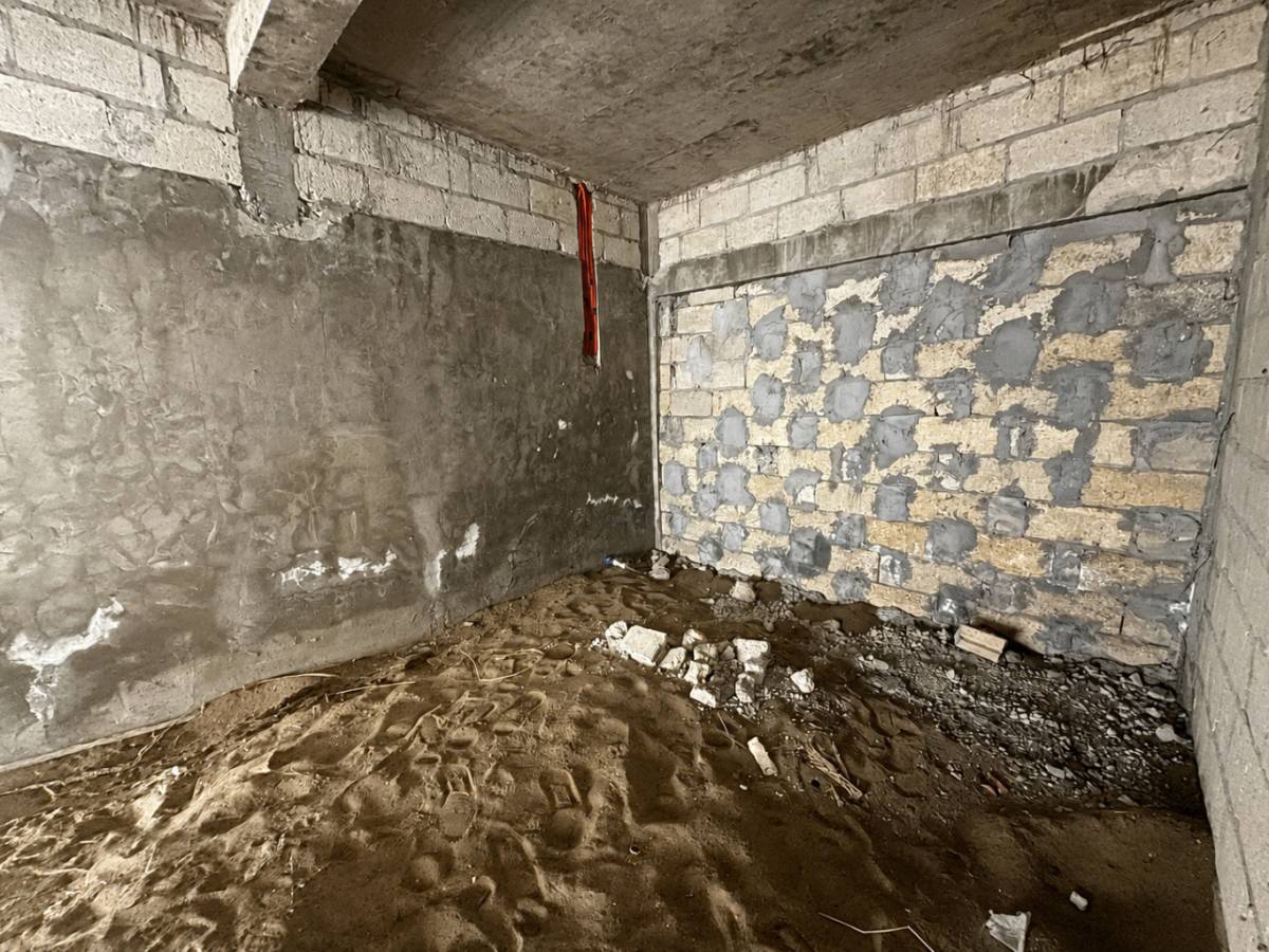 Terreno con construcción en obra negra 1 nivel - Miniatura 6