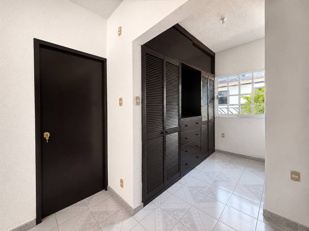 2 CASAS EN EL MISMO TERRENO COL. SERDANG - Miniatura 5