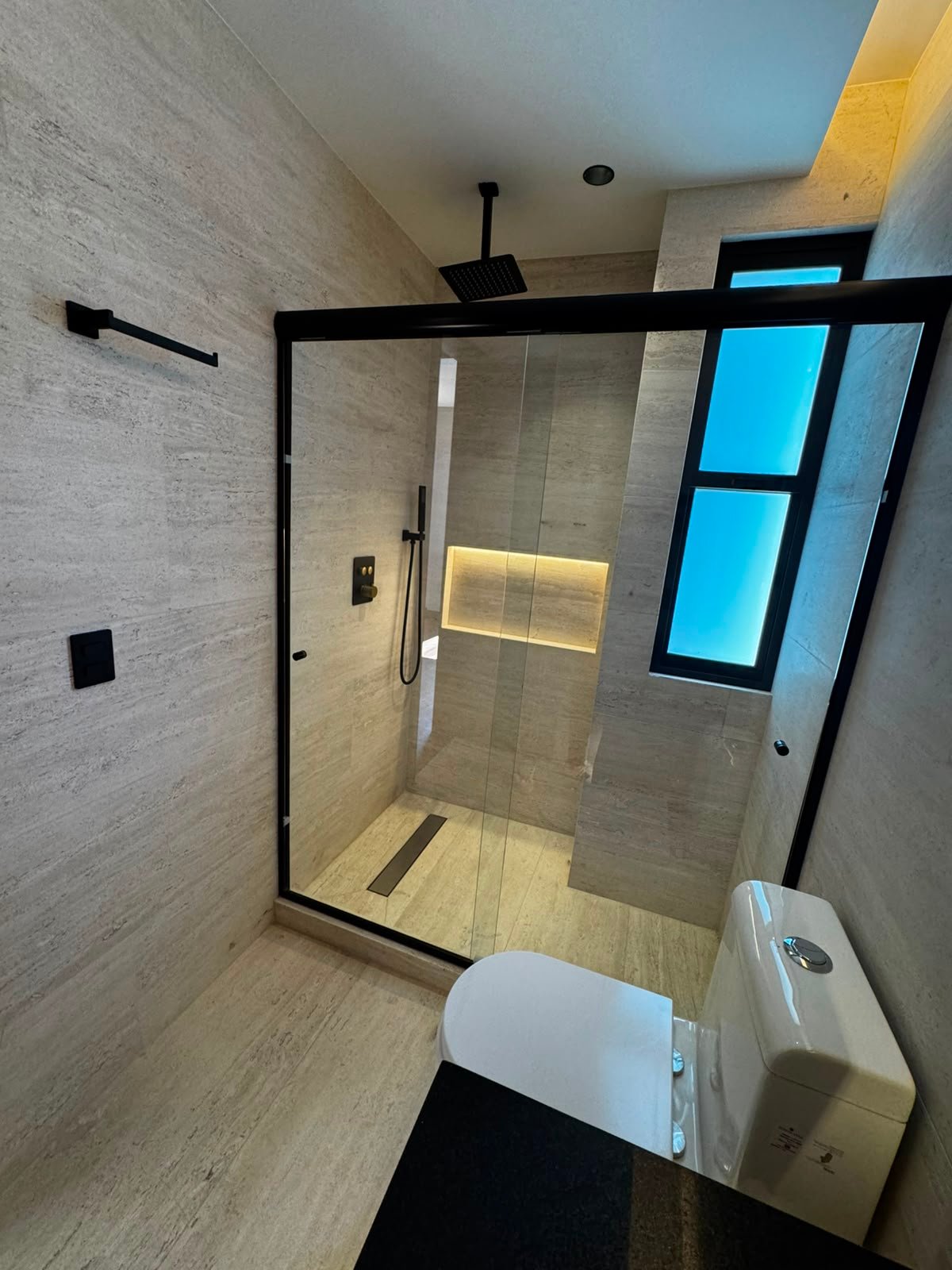 Espectacular Departamento Casi Nuevo en Las Águilas | 2 Rec, 3 Baños, 2 Estacionamientos - Miniatura 13